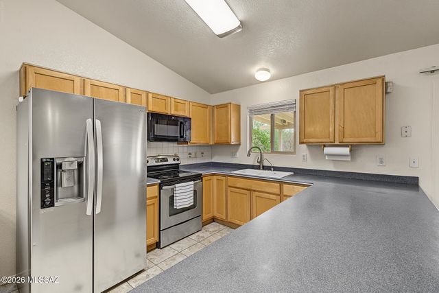 7324 W Timberleaf Drive, Tucson, AZ 85757
