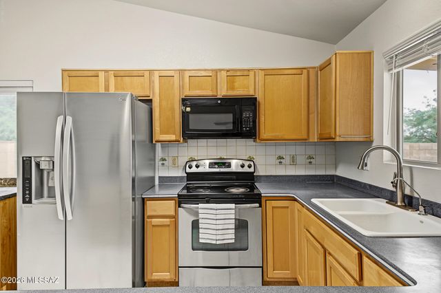 7324 W Timberleaf Drive, Tucson, AZ 85757