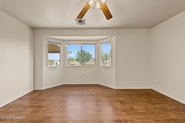 7324 W Timberleaf Drive, Tucson, AZ 85757