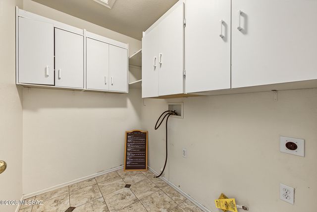 7324 W Timberleaf Drive, Tucson, AZ 85757