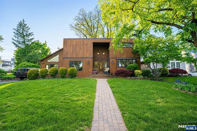 135 Ridge Road, Nutley, NJ 07110
