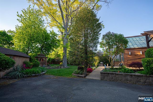 135 Ridge Road, Nutley, NJ 07110