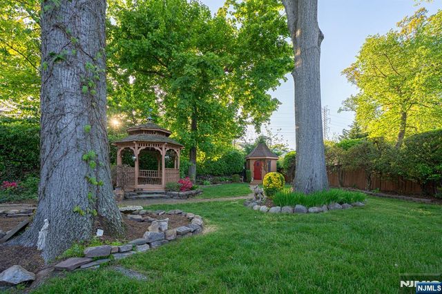 135 Ridge Road, Nutley, NJ 07110