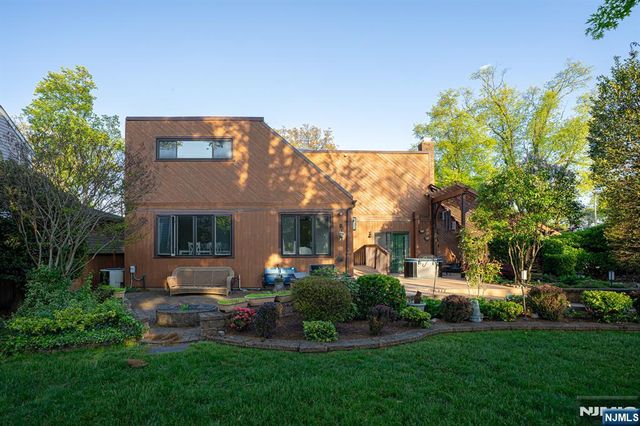 135 Ridge Road, Nutley, NJ 07110