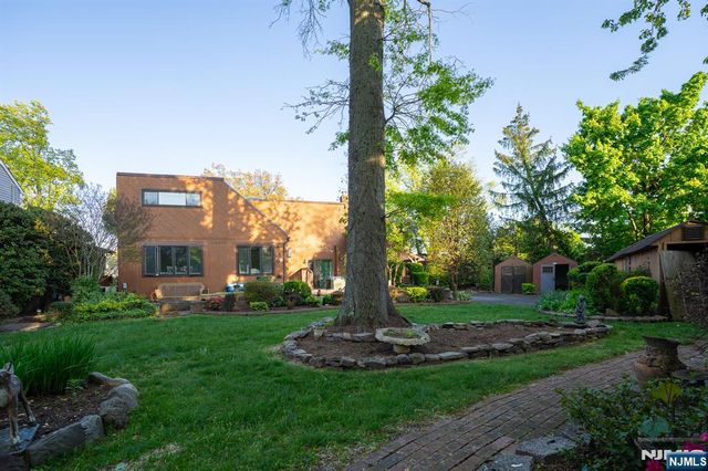 135 Ridge Road, Nutley, NJ 07110