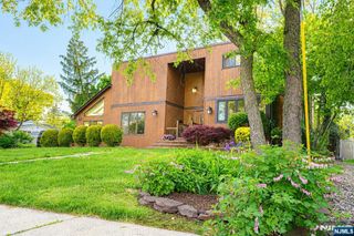 135 Ridge Road, Nutley, NJ 07110