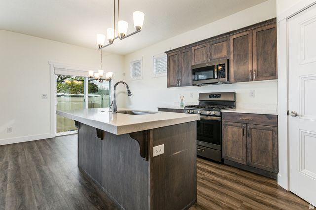 1313 E WEYBURN LN, Holladay, UT 84117