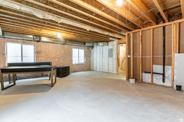 1313 E WEYBURN LN, Holladay, UT 84117