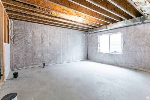 1313 E WEYBURN LN, Holladay, UT 84117