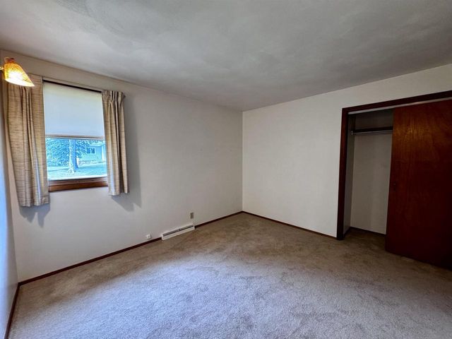 320 W 3rd Street, Fox Lake, WI 53933