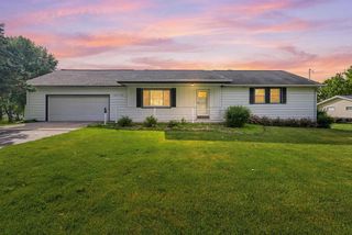 320 W 3rd Street, Fox Lake, WI 53933