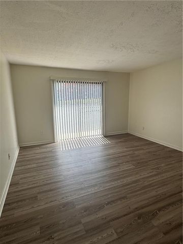 728 HANOVER Lane SE, Marietta, GA 30067