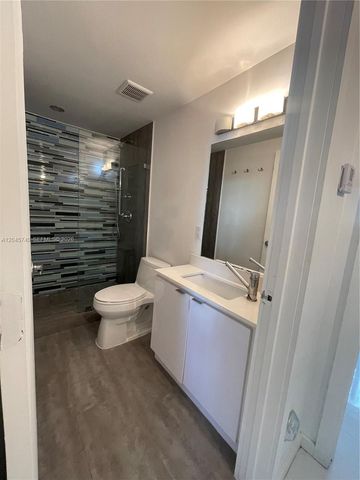 801 15th Street 101, Miami Beach, FL 33139