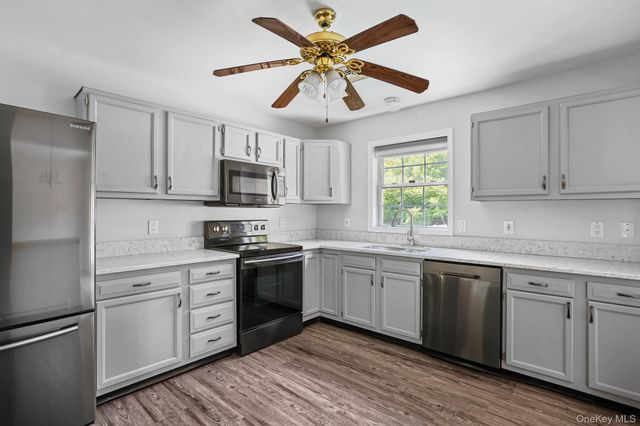6 Hemlock Lane, Wingdale, NY 12594