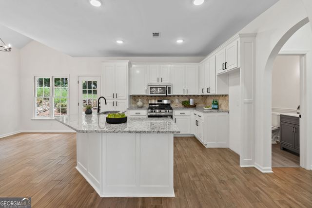 71 Picketts View, Acworth, GA 30101
