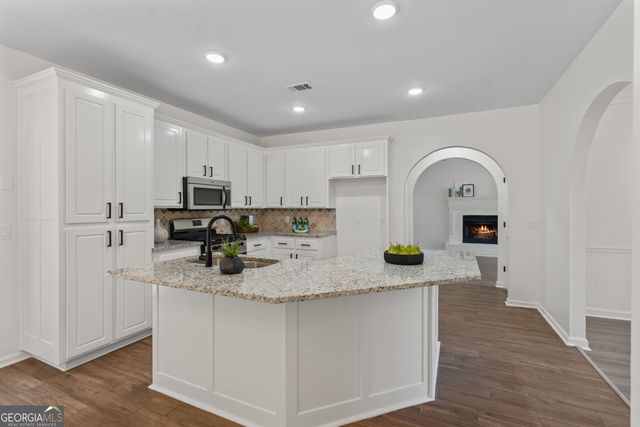 71 Picketts View, Acworth, GA 30101