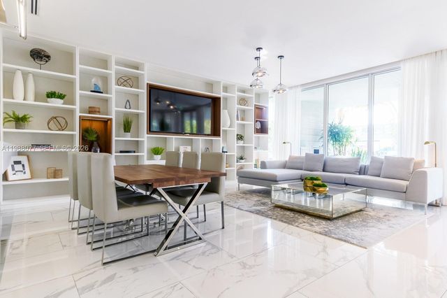 9540 W Bay Harbor Dr 301, Bay Harbor Islands, FL 33154