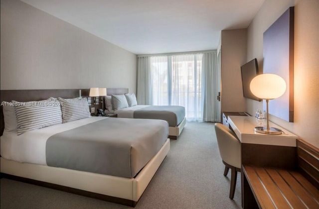 9540 W Bay Harbor Dr 301, Bay Harbor Islands, FL 33154