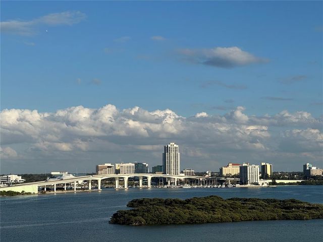 855 BAYWAY BOULEVARD 902, Clearwater Beach, FL 33767