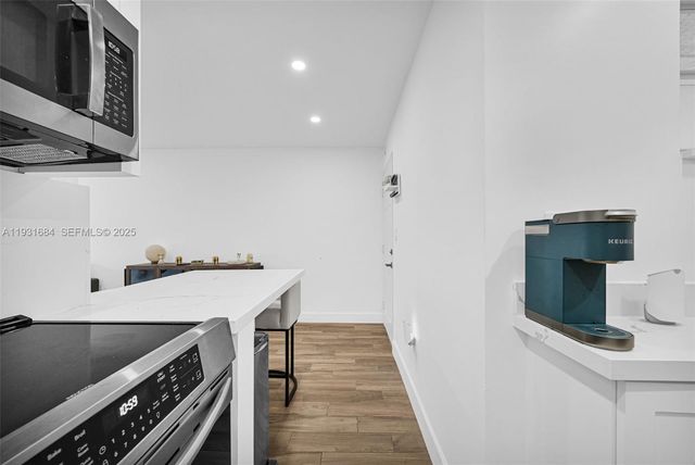 8609 SW 68th Ct 24, Pinecrest, FL 33156