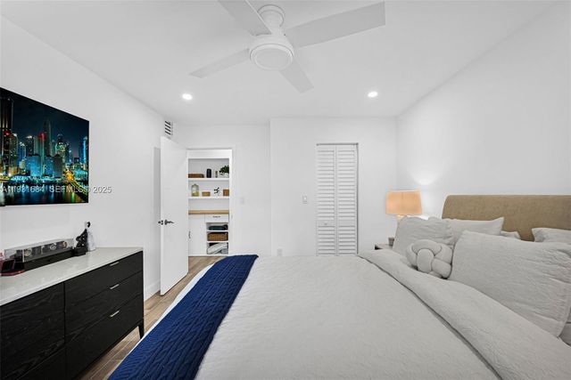 8609 SW 68th Ct 24, Pinecrest, FL 33156