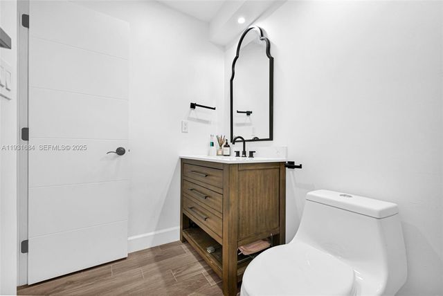 8609 SW 68th Ct 24, Pinecrest, FL 33156