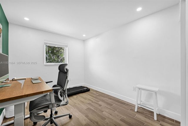 8609 SW 68th Ct 24, Pinecrest, FL 33156