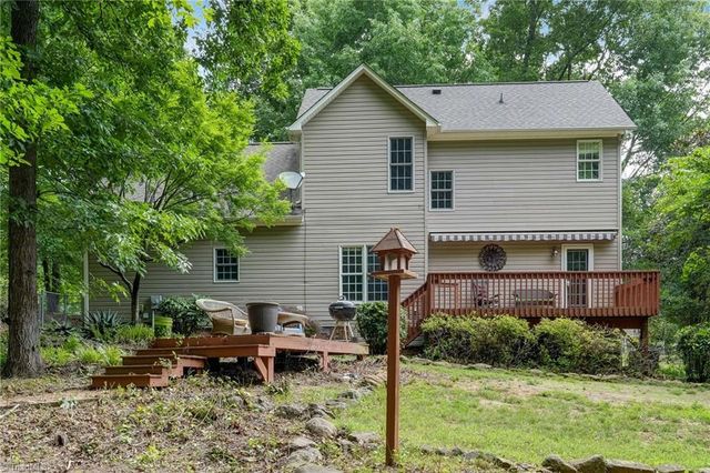 7509 Keating Drive, Oak Ridge, NC 27310