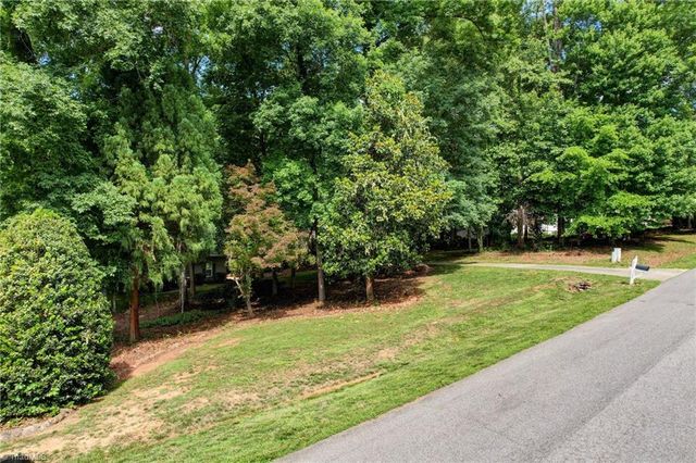 7509 Keating Drive, Oak Ridge, NC 27310