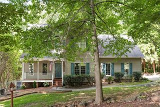 7509 Keating Drive, Oak Ridge, NC 27310