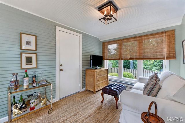 1646 Dearborn Drive, Warson Woods, MO 63122