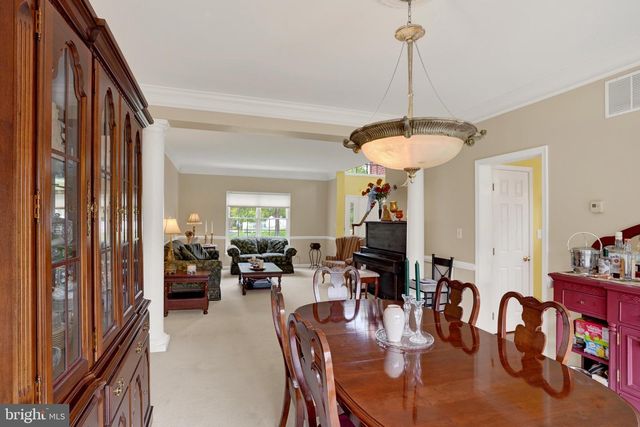 22 HOPE RD, Holland, PA 18966