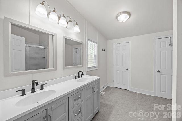 246 Barbary Drive, Statesville, NC 28677