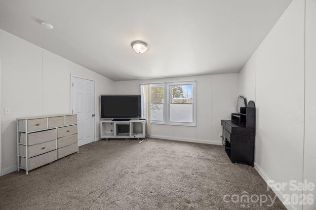 246 Barbary Drive, Statesville, NC 28677