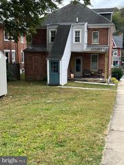 323 S READING AVE, Boyertown, PA 19512