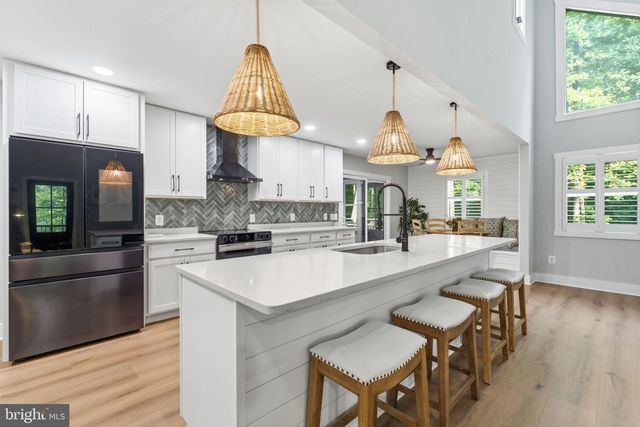 2450 SYMPHONY LN, Huntingtown, MD 20639