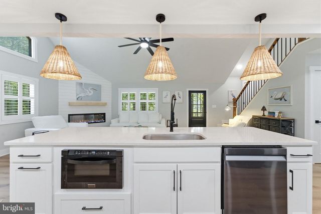2450 SYMPHONY LN, Huntingtown, MD 20639