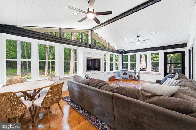 2450 SYMPHONY LN, Huntingtown, MD 20639