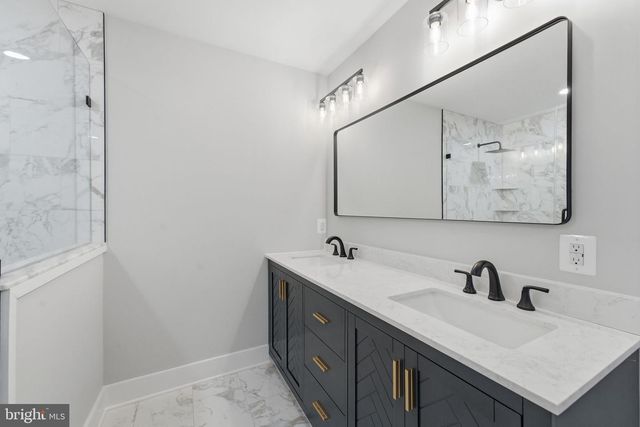 2450 SYMPHONY LN, Huntingtown, MD 20639