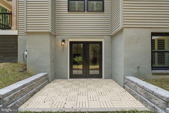 2450 SYMPHONY LN, Huntingtown, MD 20639