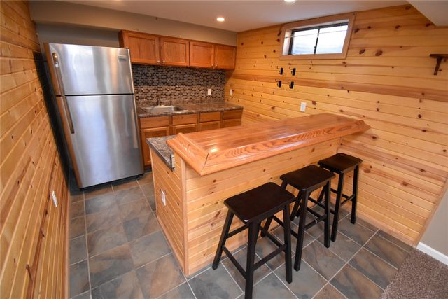 4005 66th Street, Urbandale, IA 50322