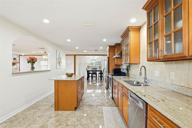 506 COLSON ROAD, Plant City, FL 33567