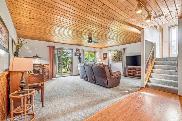 14733 Lower Endicott Way, Apple Valley, MN 55124