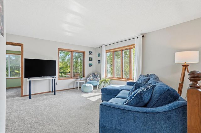 14733 Lower Endicott Way, Apple Valley, MN 55124