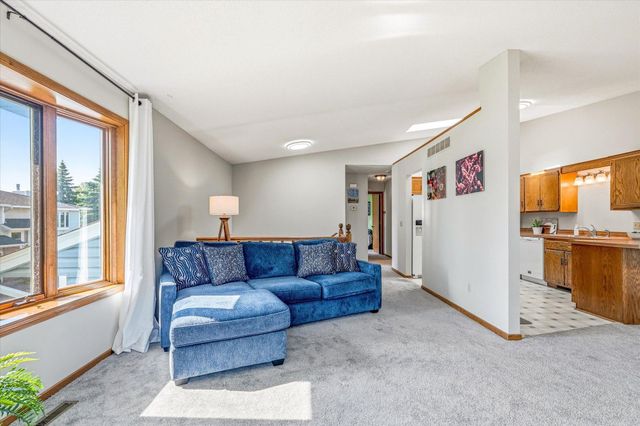 14733 Lower Endicott Way, Apple Valley, MN 55124