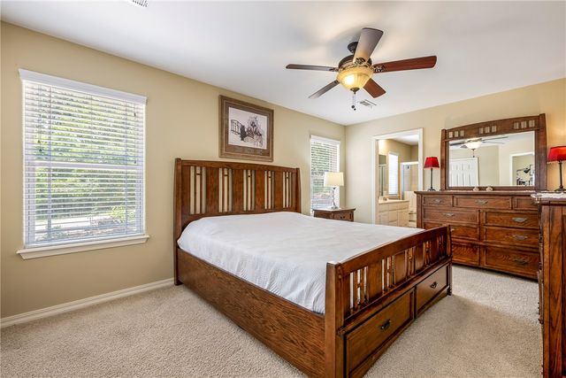 1 Kincardine Lane, Bella Vista, AR 72715