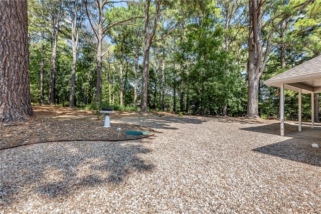 1 Kincardine Lane, Bella Vista, AR 72715