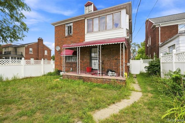 18719 Roselawn Street, Detroit, MI 48221
