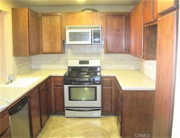 2441 Sylvian, La Verne, CA 91750