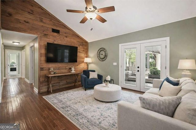 201 Talona Lake Terrace, Ellijay, GA 30536